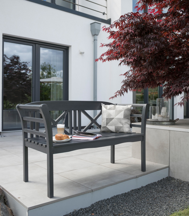 bl02166_mahagoni_friesenbank_fohr_grau_milieu-1