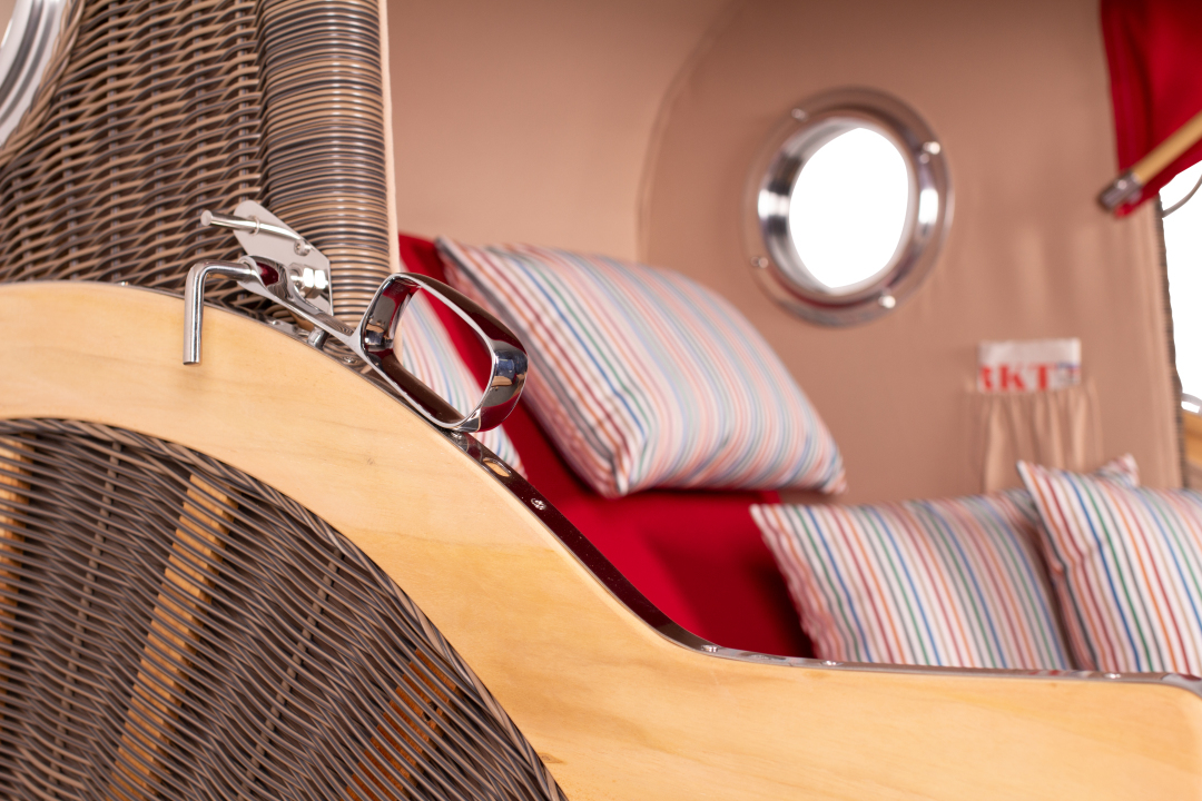 strandkorb-westerland-teak-bullauge-pe-grey-dessin-585-10