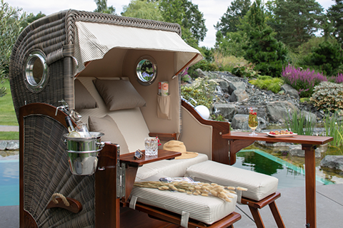 01509_00765_bl00646_baltikum_mahagoni_bullauge_pe_grey_dessin_510_bistrotisch_champagnerkuehler-2-kleinibki9ca06gluy