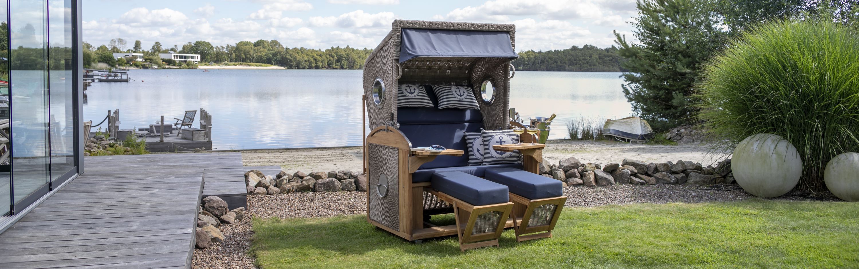 6440008T_30080_Sailor_XL_PE_white_kubu_Des_198_Champagnerkuehler_fuer_Strandkoerbe _1_