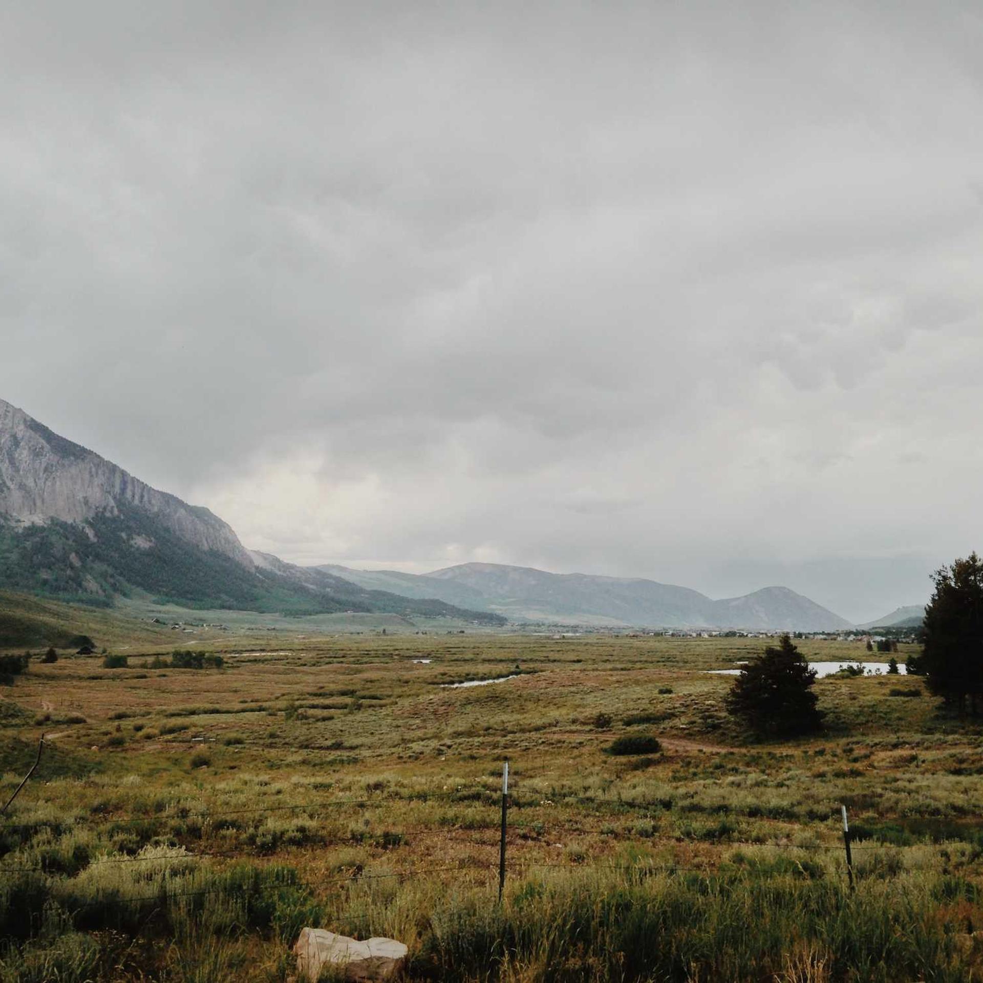Strandkorb Westerland Mahagoni Bullauge PE grey Dessin 545