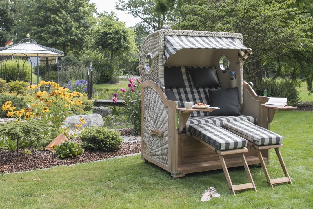 01745_strandkorb_baltikum_teak_bullauge_shell_505_milieubu8azbonagyxj