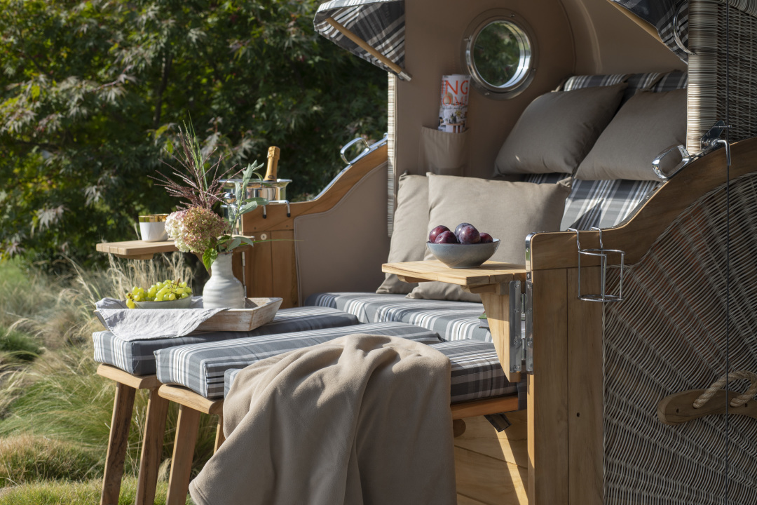 01813_strandkorb_baltikum_dreisitzer_teak_bullauge_shell_522_milieu-18ray54w1dsbz8e