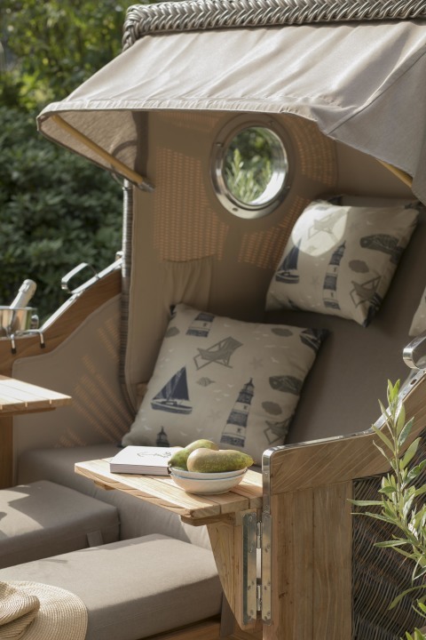 011719_strandkorb_baltikum_teak_bullauge_grey_540_milieu-7g5tyhdnro1b9m